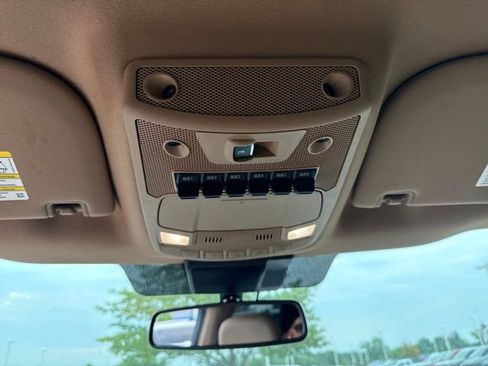 Used 2022 Ford F350 Lariat w/ Lariat Ultimate Package AWD/4WD image 22