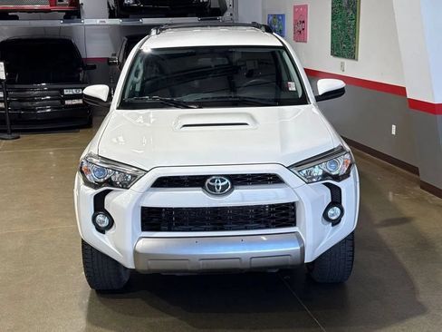 Used 2019 Toyota 4Runner TRD Off-Road AWD/4WD image 7