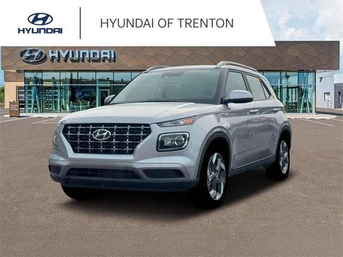 Certified 2026 Hyundai Venue SEL FWD image 1