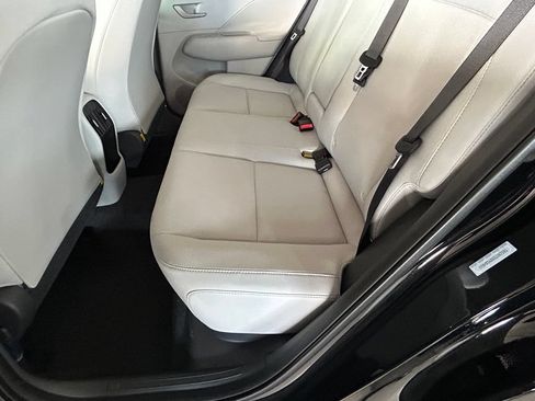 Used 2025 Hyundai Kona SEL FWD image 46