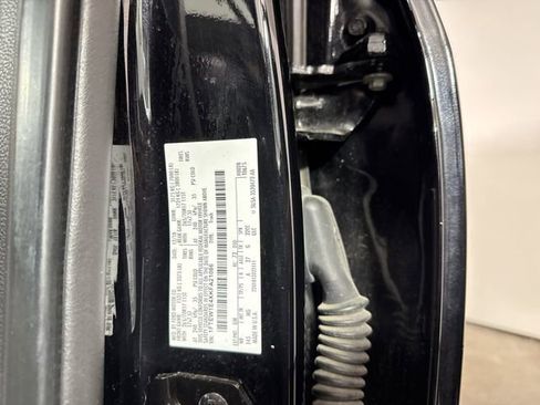 Used 2019 Ford F150 XLT image 34