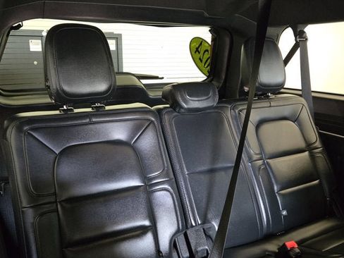 Used 2024 Lincoln Navigator L Reserve w/ Equipment Group 201A image 12