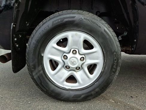 Used 2016 Toyota Tundra SR5 image 11