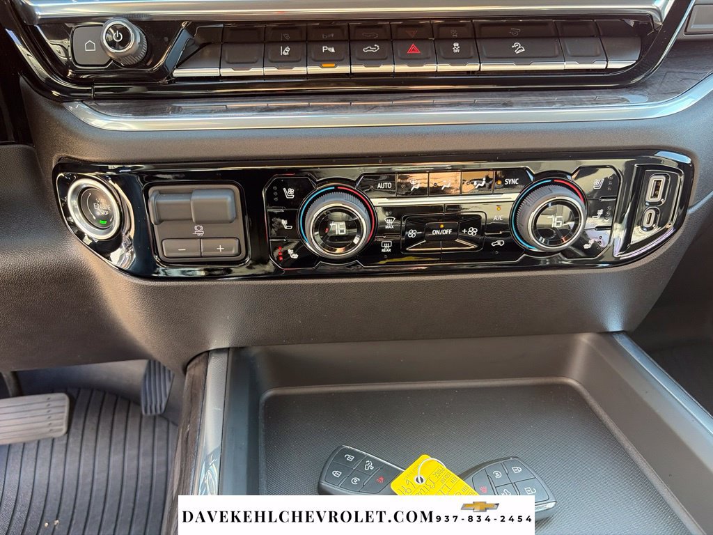 Used 2025 Chevrolet Silverado 2500 LTZ w/ LTZ Plus Package AWD/4WD image 17