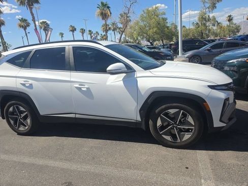 Used 2025 Hyundai Tucson SEL FWD image 4