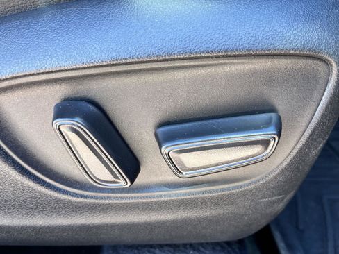 Used 2022 Toyota Highlander XSE image 32