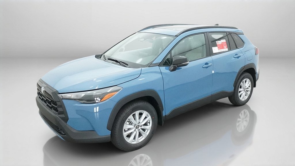 New 2026 Toyota Corolla Cross LE w/ Moonroof Package FWD image 1