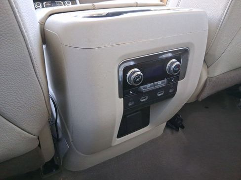 Used 2023 GMC Yukon Denali image 31