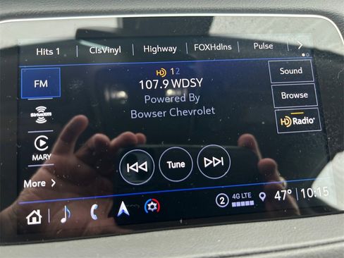 Used 2023 Cadillac XT4 Luxury w/ Cold Weather Package image 21