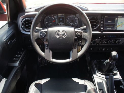 Used 2023 Toyota Tacoma TRD Pro AWD/4WD image 5