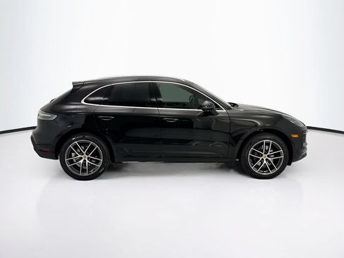 Used 2022 Porsche Macan AWD/4WD image 4