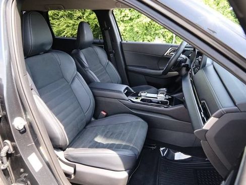 Used 2025 Mitsubishi Outlander SE AWD/4WD image 29