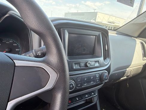 Used 2022 Chevrolet Colorado W/T w/ WT Convenience Package AWD/4WD image 20