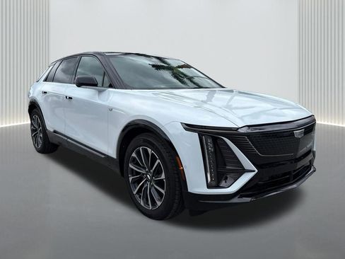 New 2026 Cadillac Lyriq Sport AWD/4WD image 3