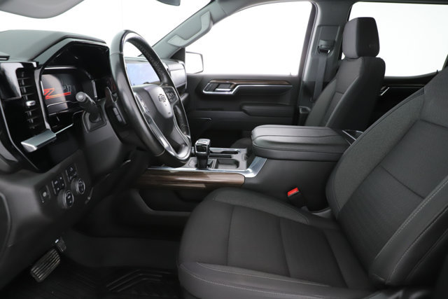 Used 2024 Chevrolet Silverado 1500 RST AWD/4WD image 16