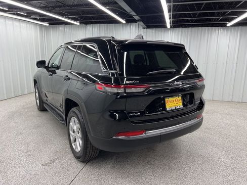 Used 2023 Jeep Grand Cherokee Limited image 4