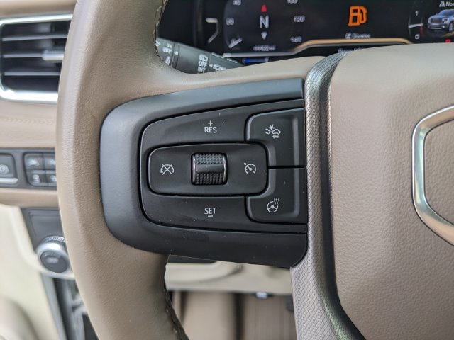 Used 2023 GMC Yukon XL Denali RWD image 33