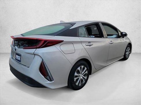Used 2019 Toyota Prius Prime Plus image 5