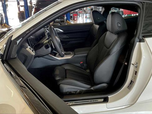 New 2026 BMW M440i Coupe w/ Premium Package image 9