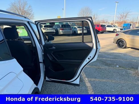 Used 2023 Volkswagen Tiguan S image 30