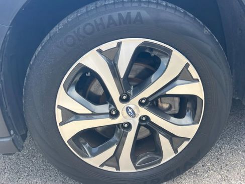 Used 2022 Subaru Outback Touring XT AWD/4WD image 6