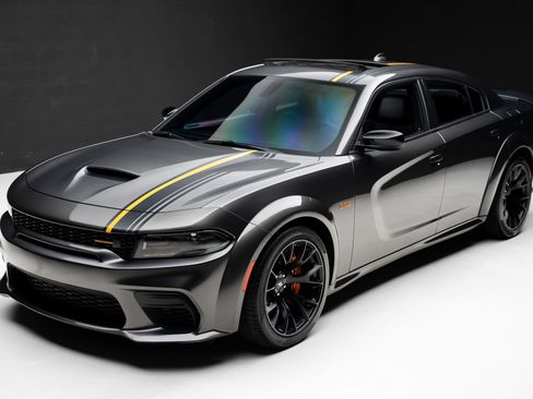 Used 2023 Dodge Charger Scat Pack RWD image 5