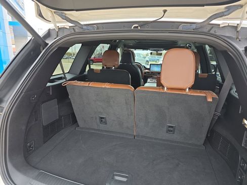 Used 2021 Lincoln Aviator Reserve w/ Equipment Group 201A image 19