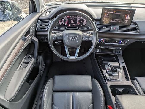Used 2024 Audi Q5 2.0T Premium Plus AWD/4WD image 18