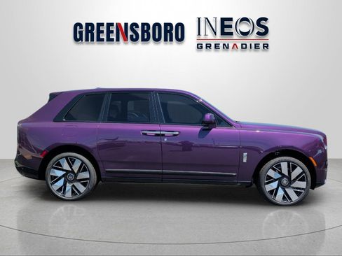 Used 2025 Rolls-Royce Cullinan AWD/4WD image 6