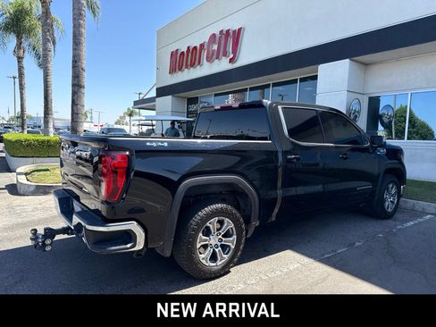 Used 2023 GMC Sierra 1500 SLE AWD/4WD image 4