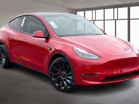 Used 2022 Tesla Model Y Performance image 1