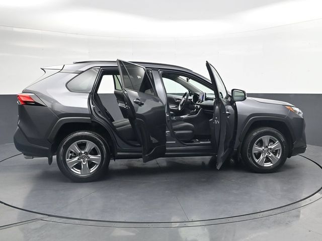Used 2024 Toyota RAV4 XLE FWD image 36