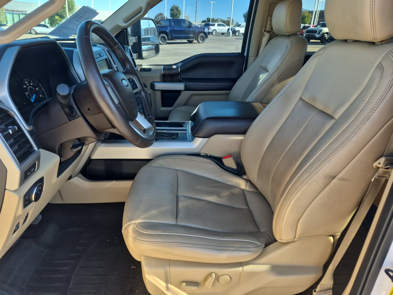 Used 2019 Ford F150 Lariat w/ Equipment Group 501A Mid AWD/4WD image 17