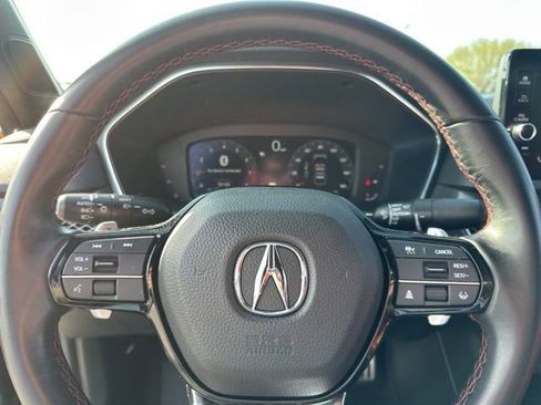 Used 2023 Acura Integra A-Spec image 11