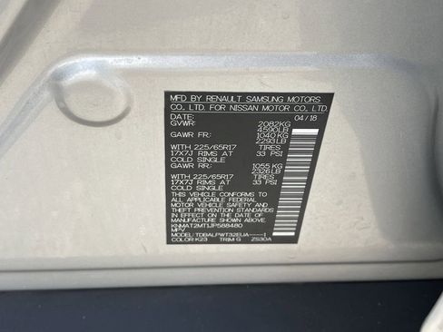 Used 2018 Nissan Rogue S image 32