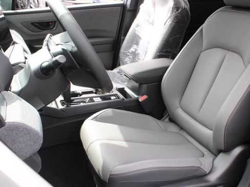 New 2026 Subaru Outback Limited XT w/ Premium/Limited Plus Package AWD/4WD image 17