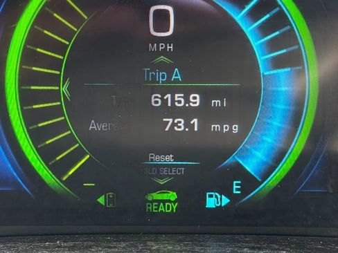 Used 2018 Chevrolet Volt LT w/ Comfort Package image 21