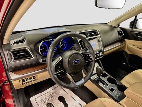 Used 2018 Subaru Outback 2.5i Limited AWD/4WD image 9