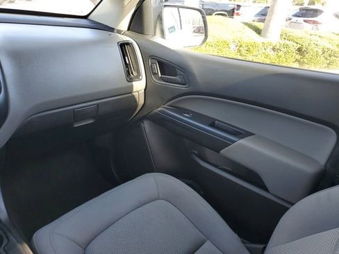 Used 2021 Chevrolet Colorado W/T w/ WT Convenience Package image 9