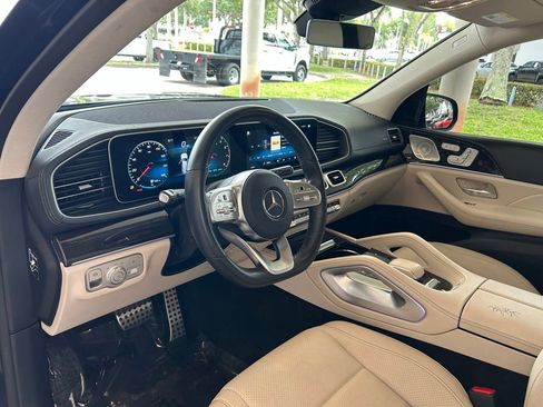 Used 2022 Mercedes-Benz GLS 450 4MATIC image 6