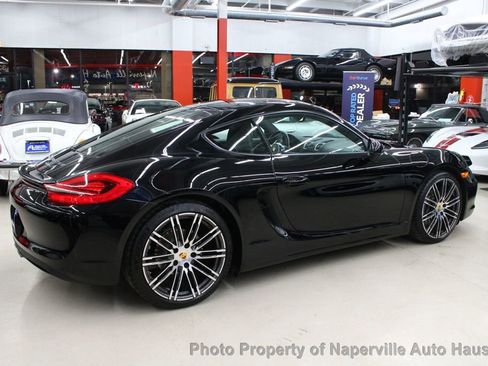 Used 2016 Porsche Cayman image 12