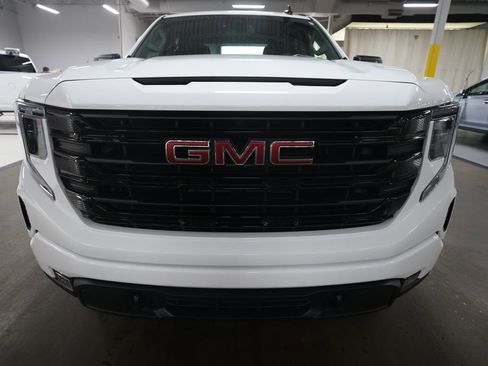 Used 2025 GMC Sierra 1500 Elevation AWD/4WD image 21