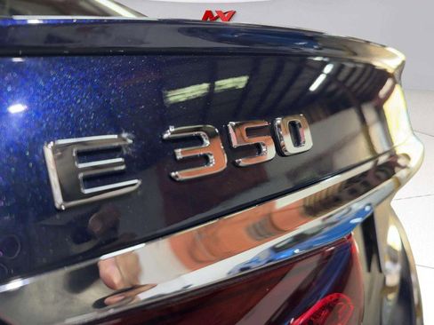 Used 2022 Mercedes-Benz E 350 Sedan image 17
