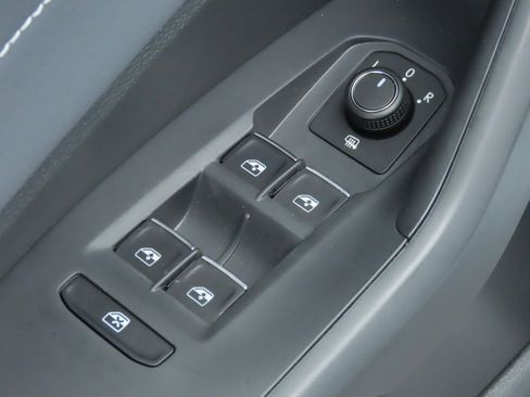 New 2026 Volkswagen Jetta SEL image 24