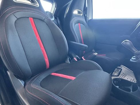 Used 2013 FIAT 500 Abarth w/ Beats Audio Pkg FWD image 11