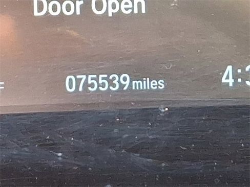 Used 2018 Honda CR-V Touring image 21