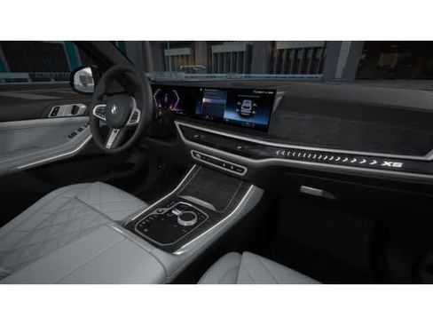 Used 2026 BMW X5 sDrive40i w/ Executive Package RWD image 14