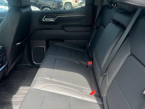 Used 2025 GMC Sierra 1500 SLT w/ SLT Premium Plus Package AWD/4WD image 12