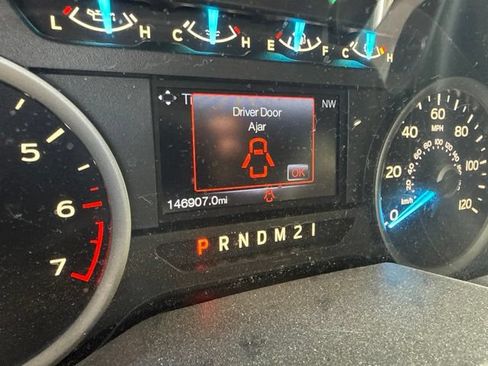 Used 2016 Ford F150 XLT w/ Equipment Group 302A Luxury AWD/4WD image 10