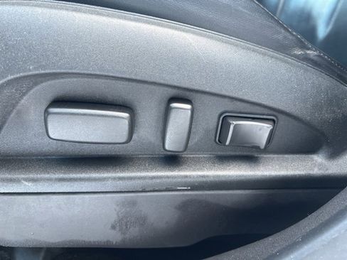 Used 2010 GMC Terrain SLT image 18